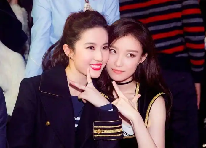 倪妮刘诗诗倪妮舒淇倪妮景甜古力娜扎倪妮范宁倪妮章子怡这些经典同台