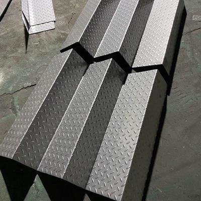 铁板踏板不锈钢上下中q切割楼梯毫米定制面板车库压花四季厚