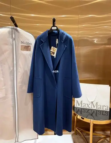 labbro的藏青色与宝蓝色_宝蓝色_大衣_麦丝玛拉怎么样_高个子_穿搭