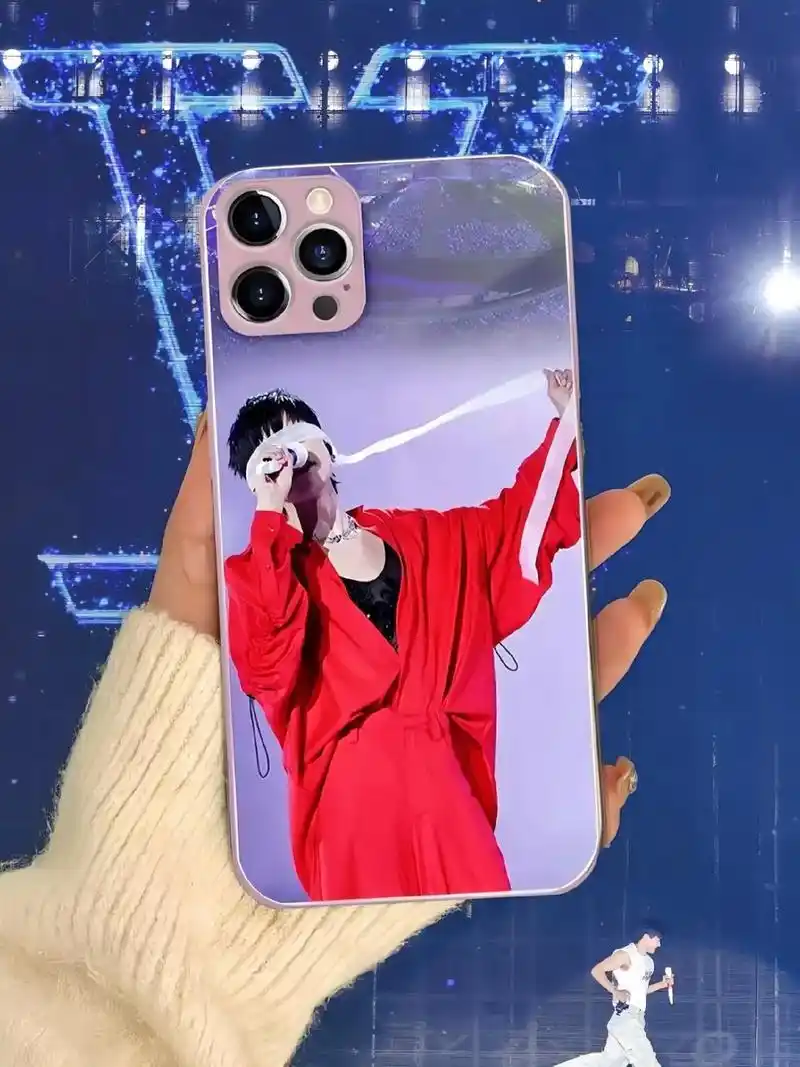 张杰 这款手机壳高级感满满,82们一定不要错过哦,型号齐全 - 抖音