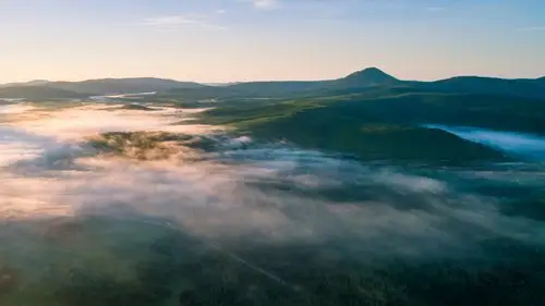 清晨云海美景高清桌面壁纸