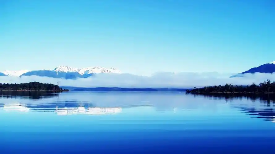 精选山水湖泊蓝色大海唯美壁纸