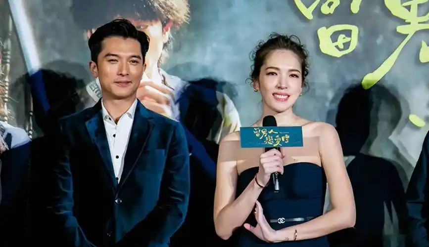 邱泽告诉你与对的人结婚随时随地都是甜蜜的感觉