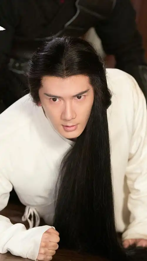 烈火如歌 玉自寒 刘芮麟