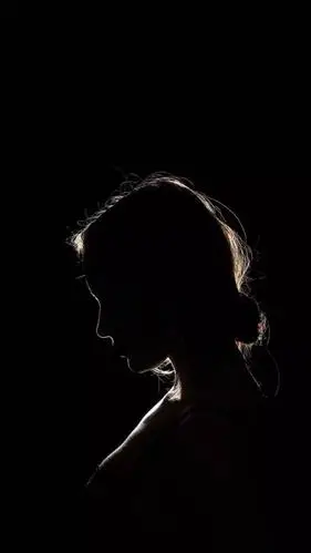 黑色系,要多酷有多酷——手机壁纸