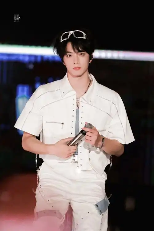 刘耀文##腾讯音乐由你榜##刘耀文one more night