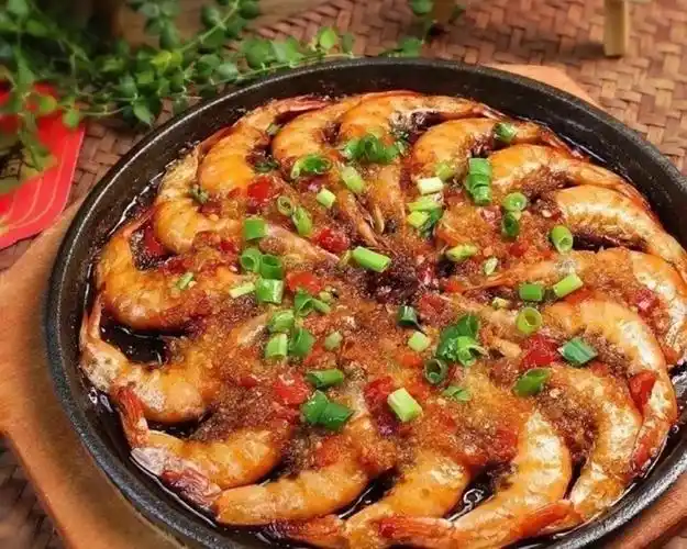 铁板蒜蓉虾的做法