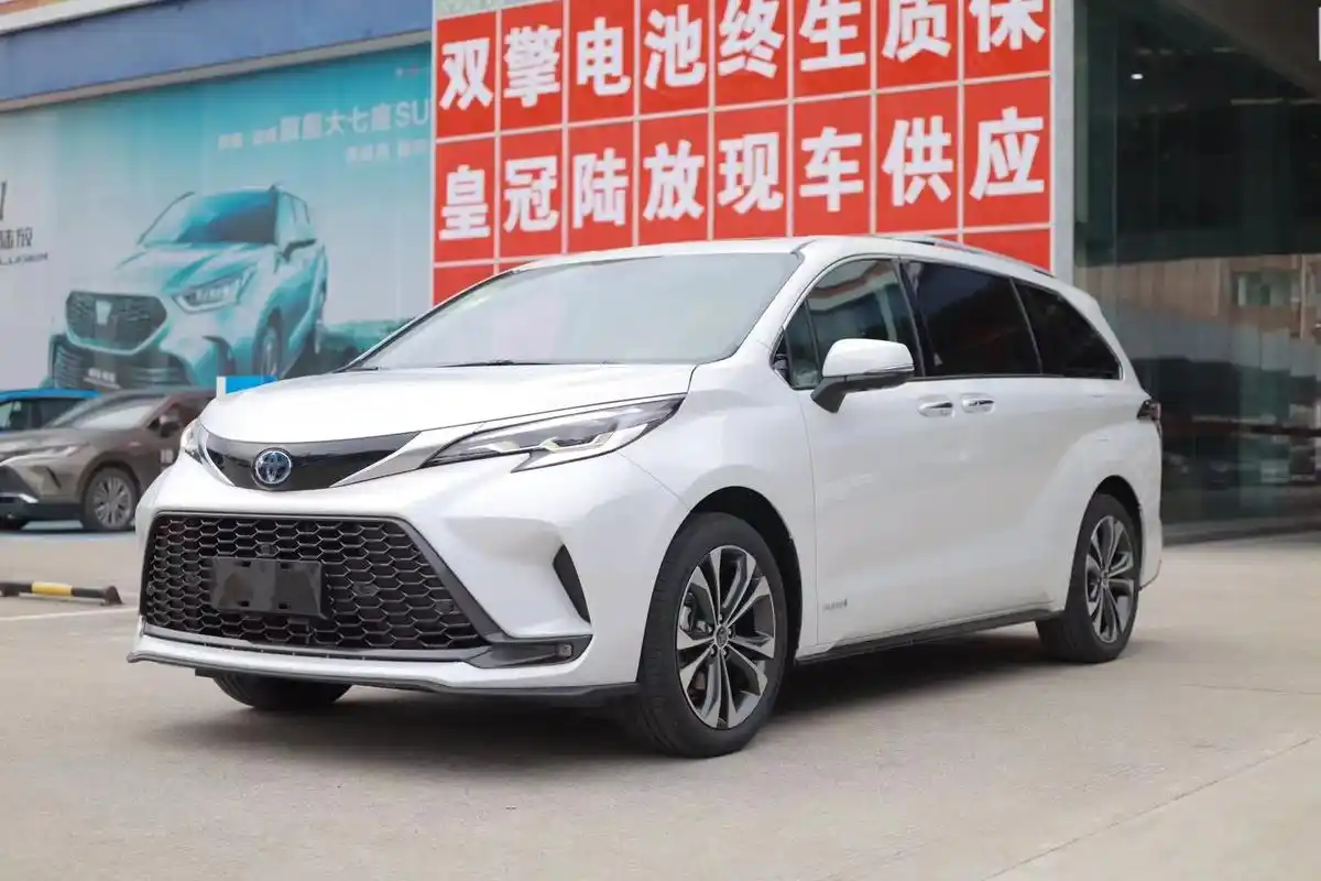 一汽丰田 7座商务车.庆新春,迎大礼,中溢丰田特别推出 #塞 - 抖音