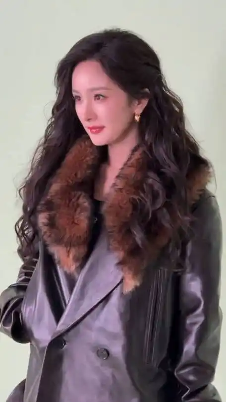 巴黎时装周|杨幂|袁姗姗_新浪新闻