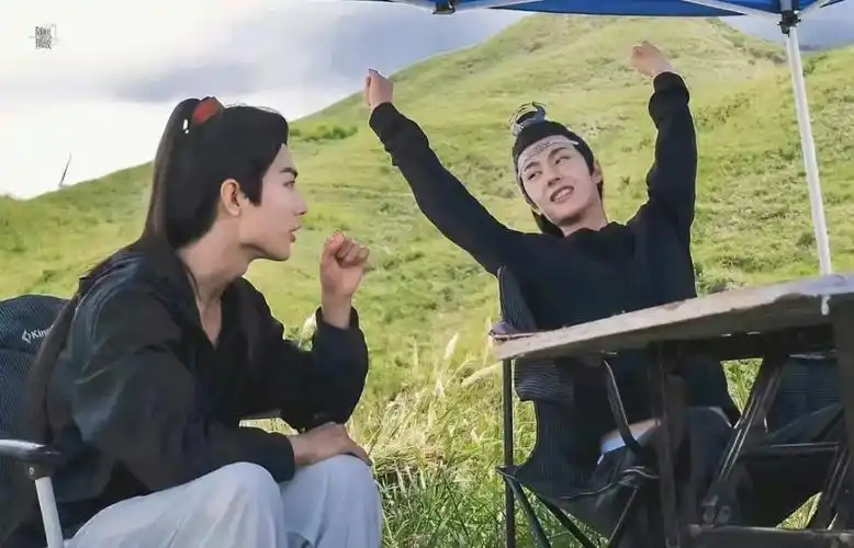 9015王一博肖战顺顺利利平平安安#博君一肖 #王一博肖战 - 抖音