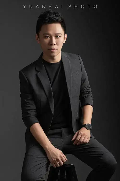 职业照摄影设计师形象照