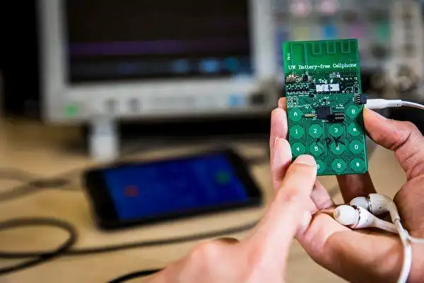 美科学家发明完全不用电池的手机