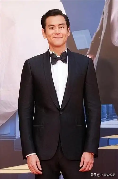 10位常被误认为中国人的加拿大籍男明星,你认错过几位?