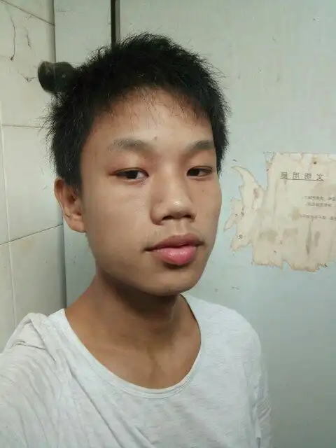 男生皮肤黑没关系吧