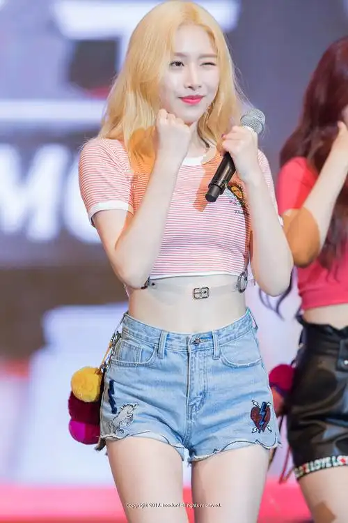 sonamoo euijin 洪宜珍
