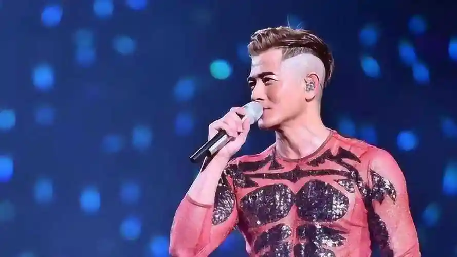 2019郭富城演唱会《狂野之城》,现场太燥,暗黑舞蹈太酷炫了