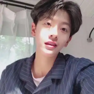 男生头像真实多张 帅哥图片十张一个人的