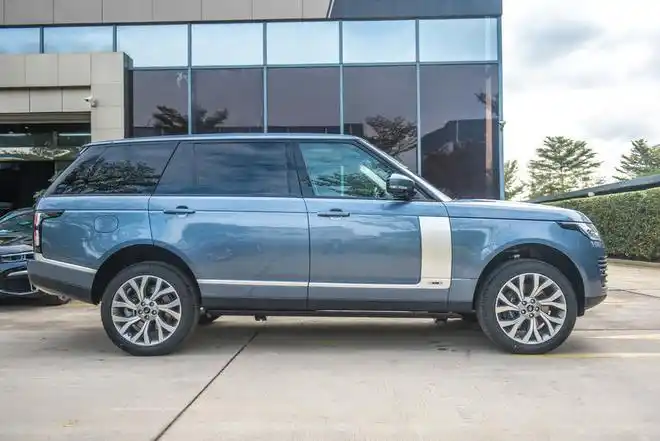 厦门2021款路虎揽胜30l6传世加长经典版拜伦湾蓝改装实录