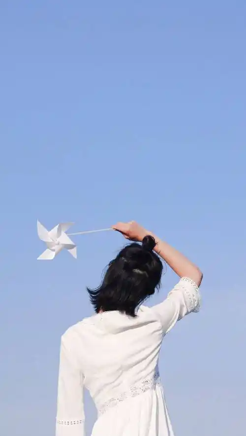 超靓的美少女迷人背影高清手机壁纸_背影_高清_手机