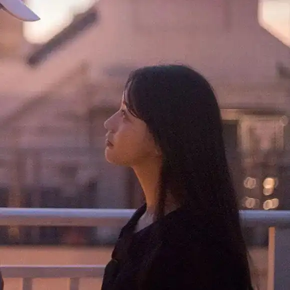 头像情侣我对你的爱虽然不成熟但我认真