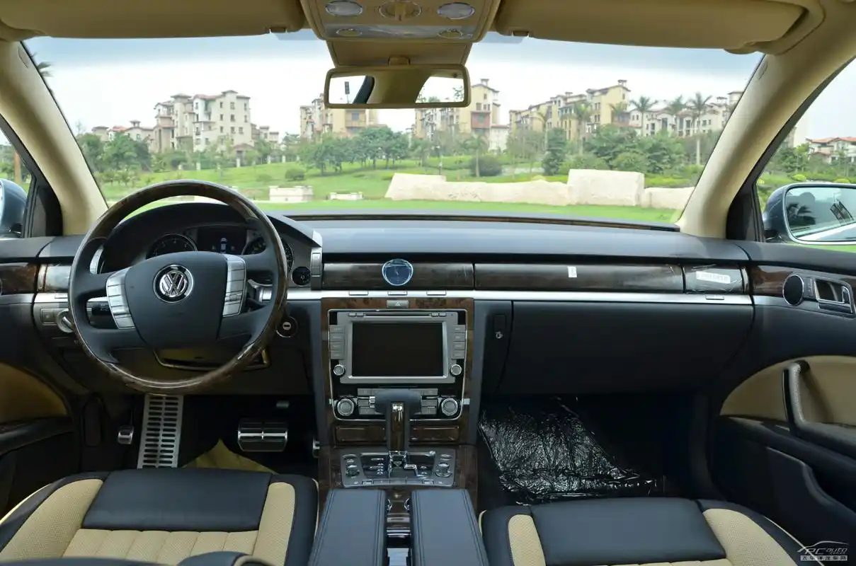 辉腾内饰图片383287(114/493)_太平洋汽车网