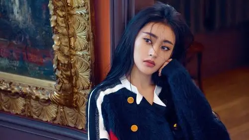 张天爱慵懒明星风尚壁纸