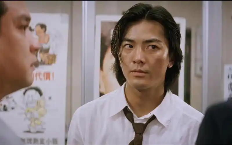 郑伊健香港最红最狠的黑社会大哥小弟比警察还多