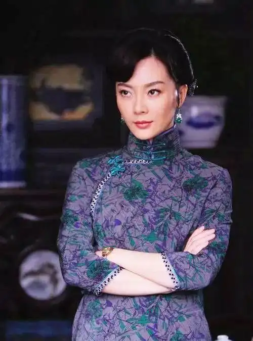 "旗袍女王"陈数完美演绎旗袍穿搭文化,轻松穿出复古高雅范