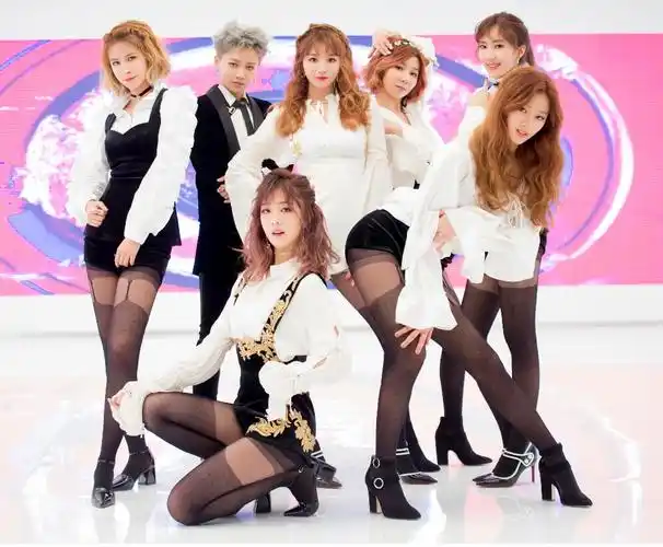 ladybees蜜蜂少女队 2017酷炫入侵