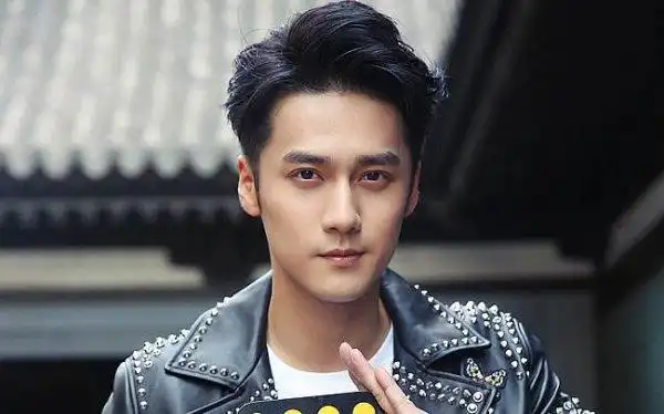 蒋劲夫将留学哪里 蒋劲夫吃饭谁买单 蒋劲夫吴亦凡什么关系赴nba全