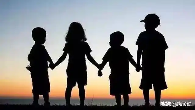 如果有一天,父母走了,兄弟姐妹结仇,你要做好这三件事