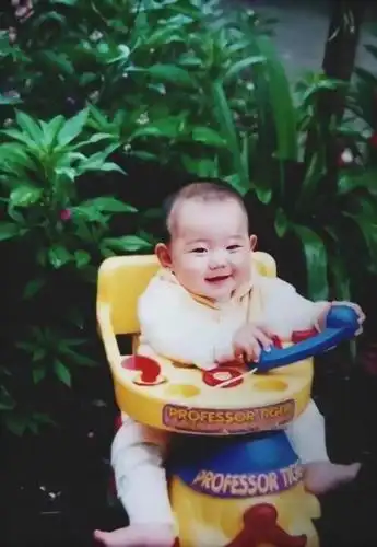 王源童年时期可爱照片合集,丸小源软萌上线