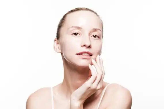 健康的东方人皮肤的ph应该在4.5至6.