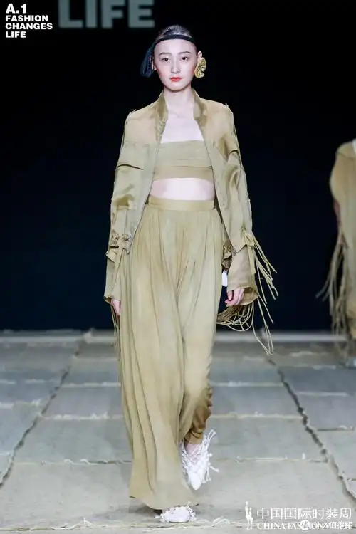 带你看一场又仙又飒的时装秀,「a·1 fashion changes life」2022春夏