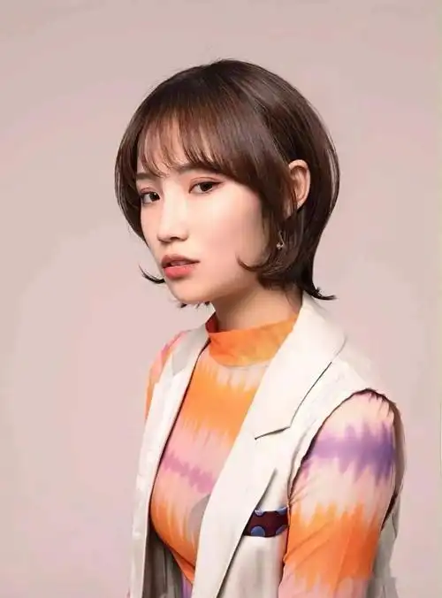 2021流行秋冬短发巨显年轻