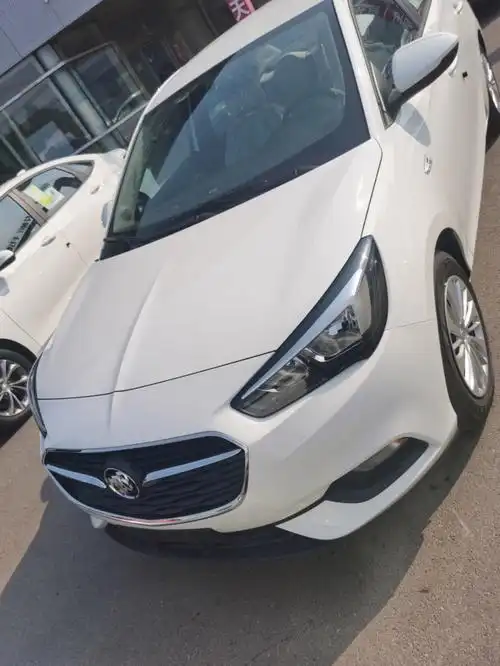 不到七万的自动挡合资车别克凯越