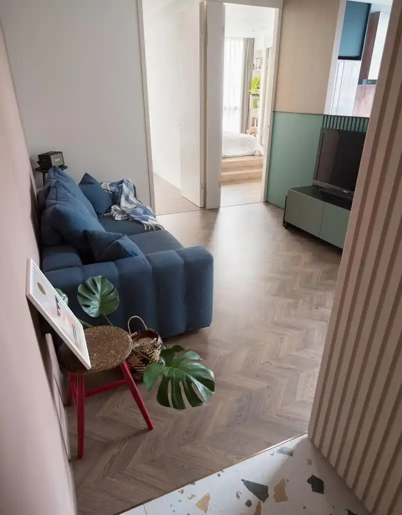 拼接地板的n种设计,让地面也戏份满满,成为家中的亮点!