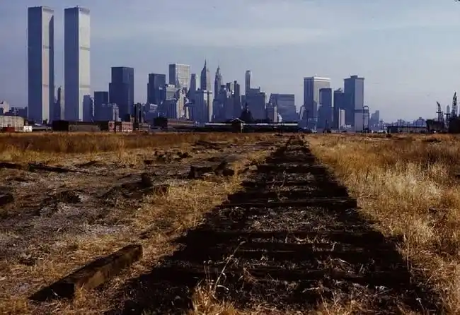 实拍20世纪80年代的纽约破败不堪