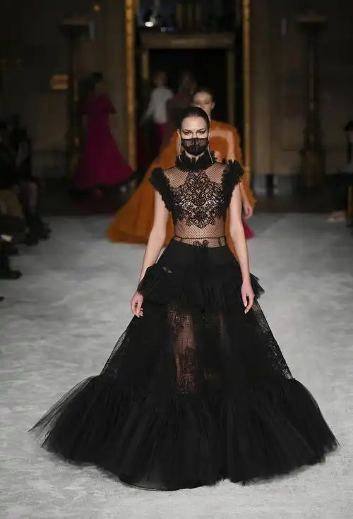 纽约时装周christiansiriano品牌时装秀