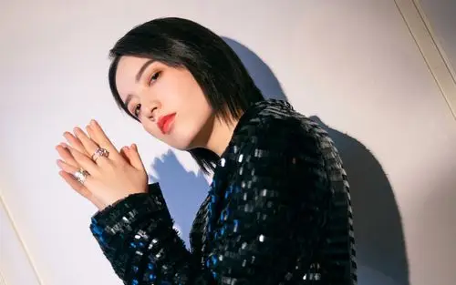 李斯丹妮时尚写真图片桌面壁纸