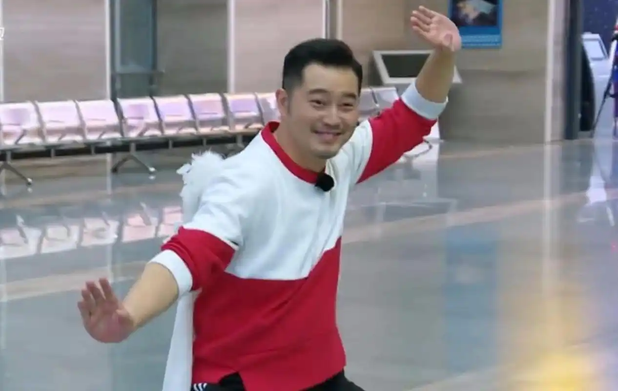 沙溢他来了!《奔跑吧》下期撕名牌开启,沙溢又喊武功名字了!