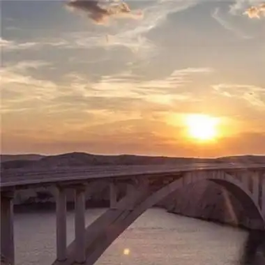 男生微信头像图片2023最火爆图片