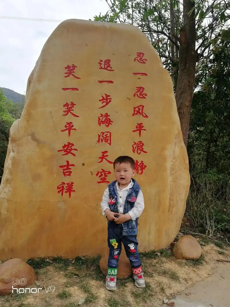 每一张照片都是满满的回忆