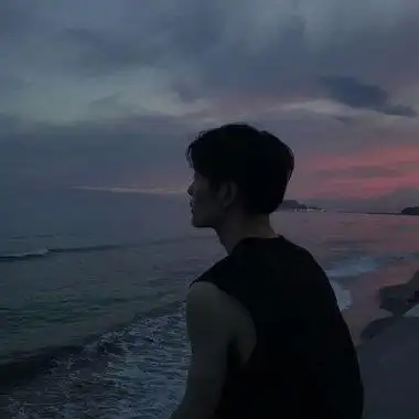 微信头像背影中年男生 男生头像图片大全 -【爱个性】