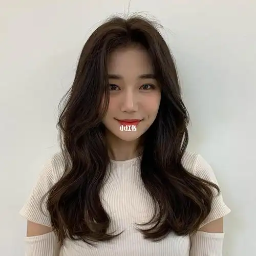 气垫烫.方脸发型_刘海_韩系_气垫烫_烫发_发型_浪漫_时尚_发型