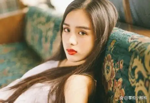 派对的主人公蒋依依,她雇人试图侵犯我的所有罪行都被录了音.