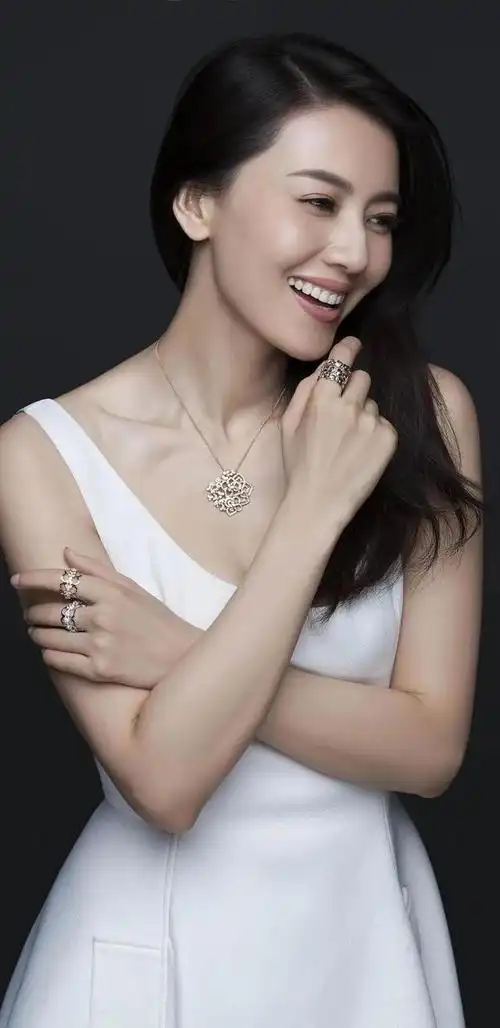 高圆圆性感写真