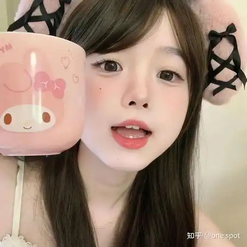 有哪些可爱的女生头像呢,最好是不换那种?