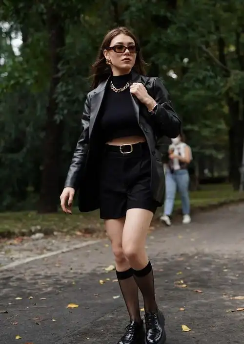 皮夹克搭配要素