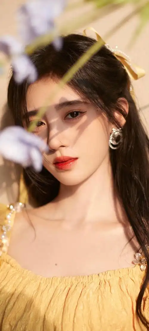 鞠婧祎高清全面屏手机壁纸